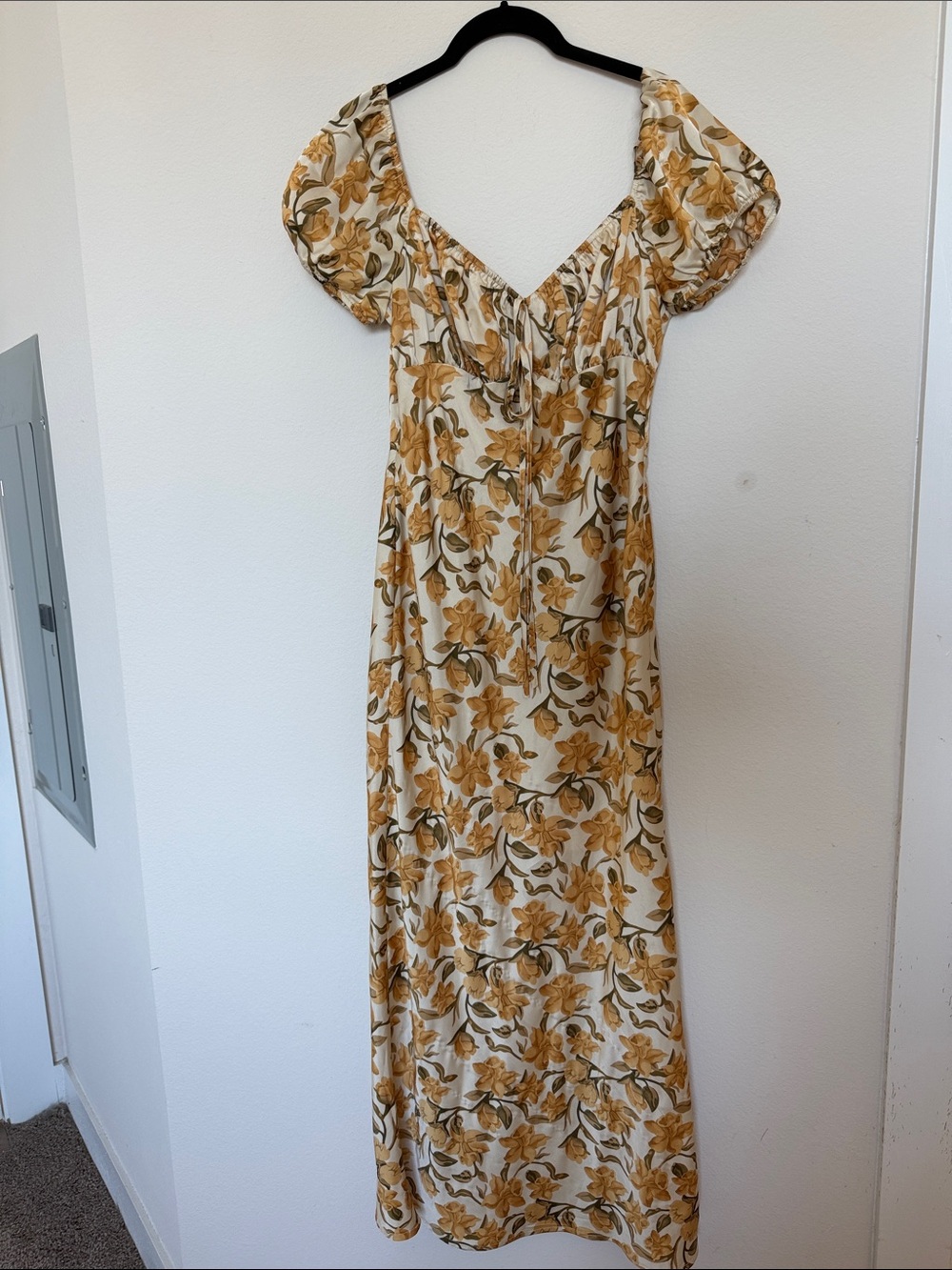 Bailey Rose Daffodil Midi Dress with cap sleeves